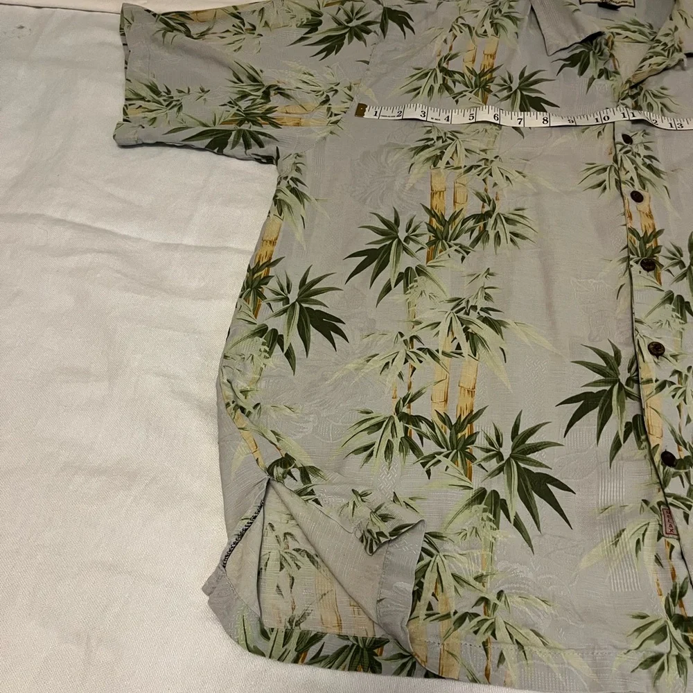 Tommy Bahama 100% 3 XL Silk Bamboo Print Green and Beige Shirt Size XXXL EUC